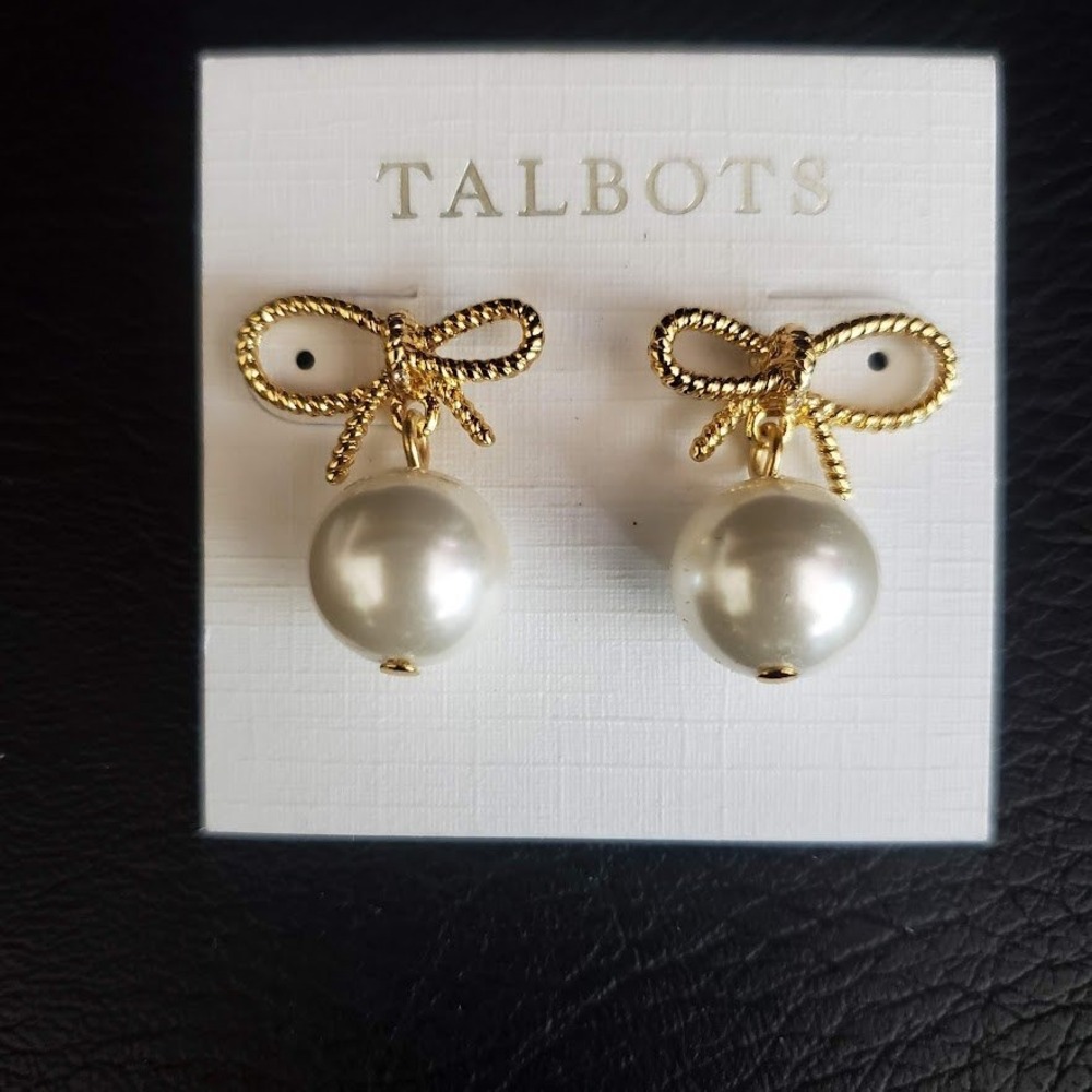 Talbots Gold Tone Textured Bow Faux Pearl‎ Drop Earrings NWT Dainty Classic